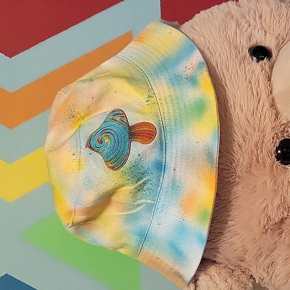 New Handmade Trippy Bucket Hat, Schroom Patch, and Tie Dye One size - Picture 1 of 11